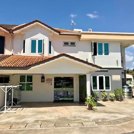 Summer Green Lodge Kuantan Exterior photo